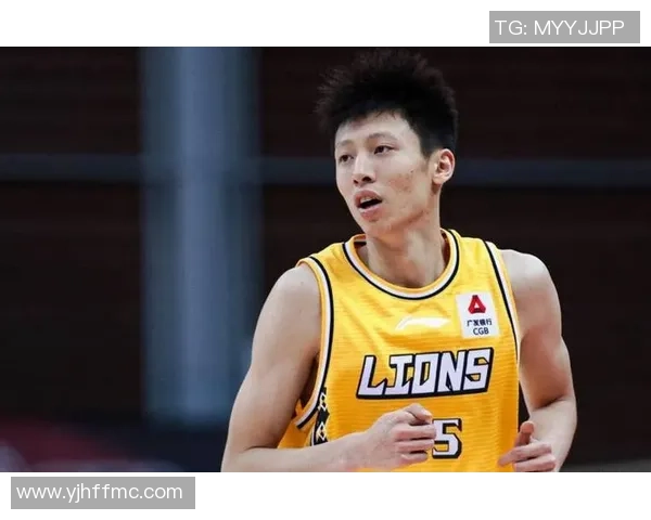 赵岩昊的篮球之路：从青涩少年到职业赛场的璀璨星光